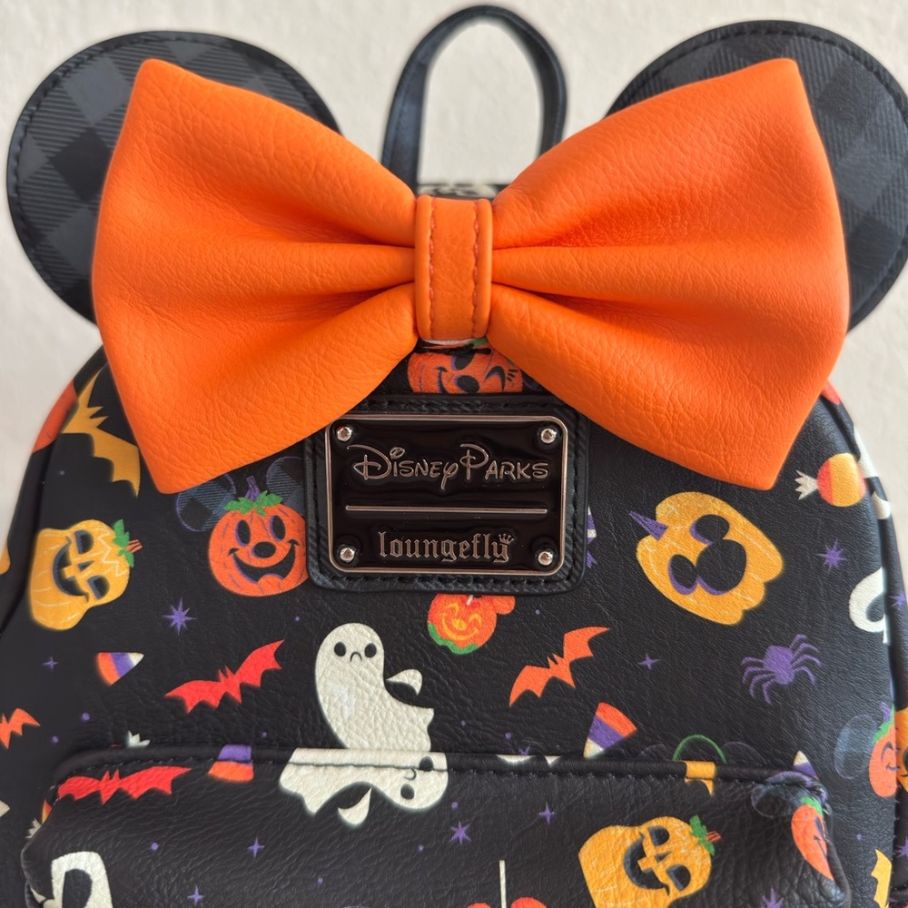 Loungefly Black and Orange Halloween Mini Bag - Picture 7 of 8